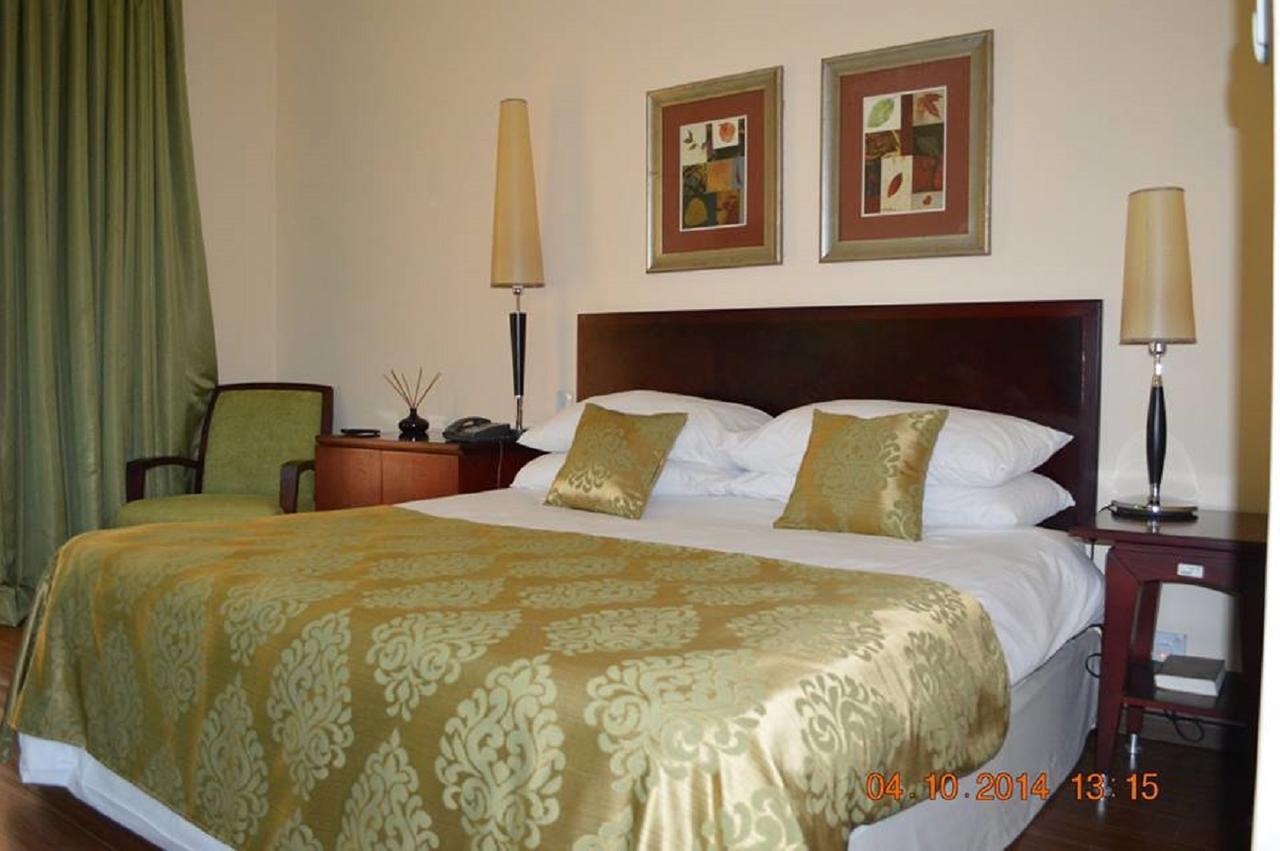 Oakwood Park Hotel Lekki Exterior photo